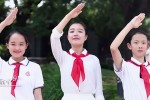 Гимн китайских пионеров стал новым хитом Интернета