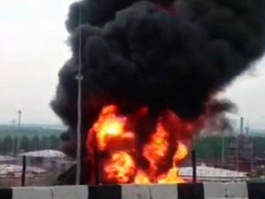 Из-за взрыва на пиротехнической фабрике в Китае погибло 11 людей