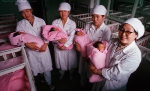 Китайские больницы нуждаются в санитарах