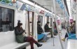 На территории пекинского метро планируют запретить пить и есть