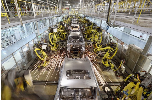 Китай Роботизированную линию по производству промышленных роботов запускают в Китае