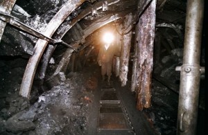В Китае из-за выброса газа на шахте погибли люди