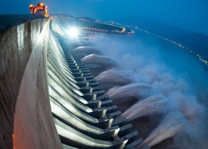 В Китае начала работать мощная гидроэлектростанция