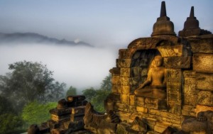 В Китае обнаружена пагода с останками Будды1