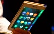 В Китае показали первый в мире смартфон со складывающимся экраном