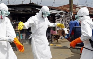 Группа китайских медиков направлена в Сьерра-Леоне для борьбы с Эболой