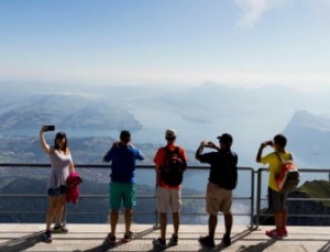 Китайские туристы реже посещают Швейцарию