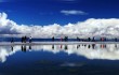В Тибете на озере Намцо семь человек заблокированы из-за вскрывшегося льда