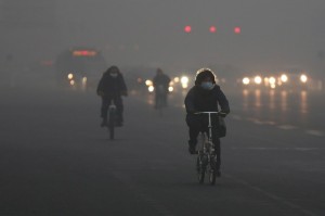 Погодные аномалии в Пекине стали причиной огромного количества ДТП 